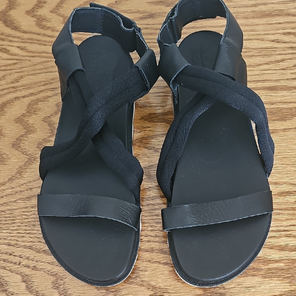 Women's Black Sandals